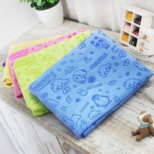 Lighteme Pet Bath Drying Suedette Towel With Cute Cartoon Print (4 colors)
