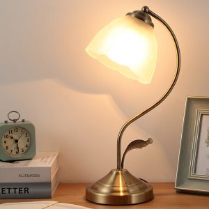 Lighteme Retro Glass Tiffany Table Lamp
