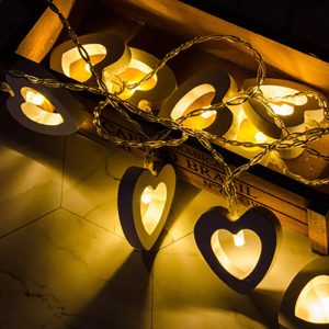 Lighteme Wooden Heart String Lights