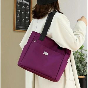 Lighteme Waterproof nylon shoulder bag with large capacity and multiple pockets